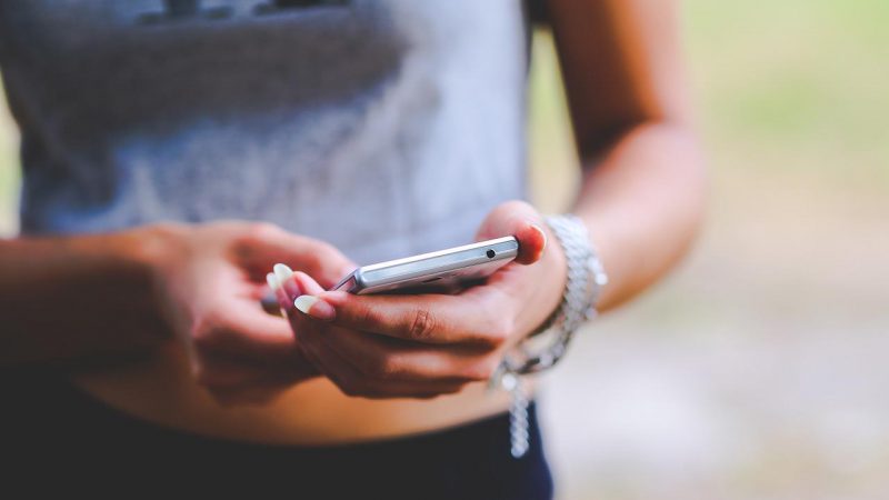 Jak zorganizować konkursy SMS?